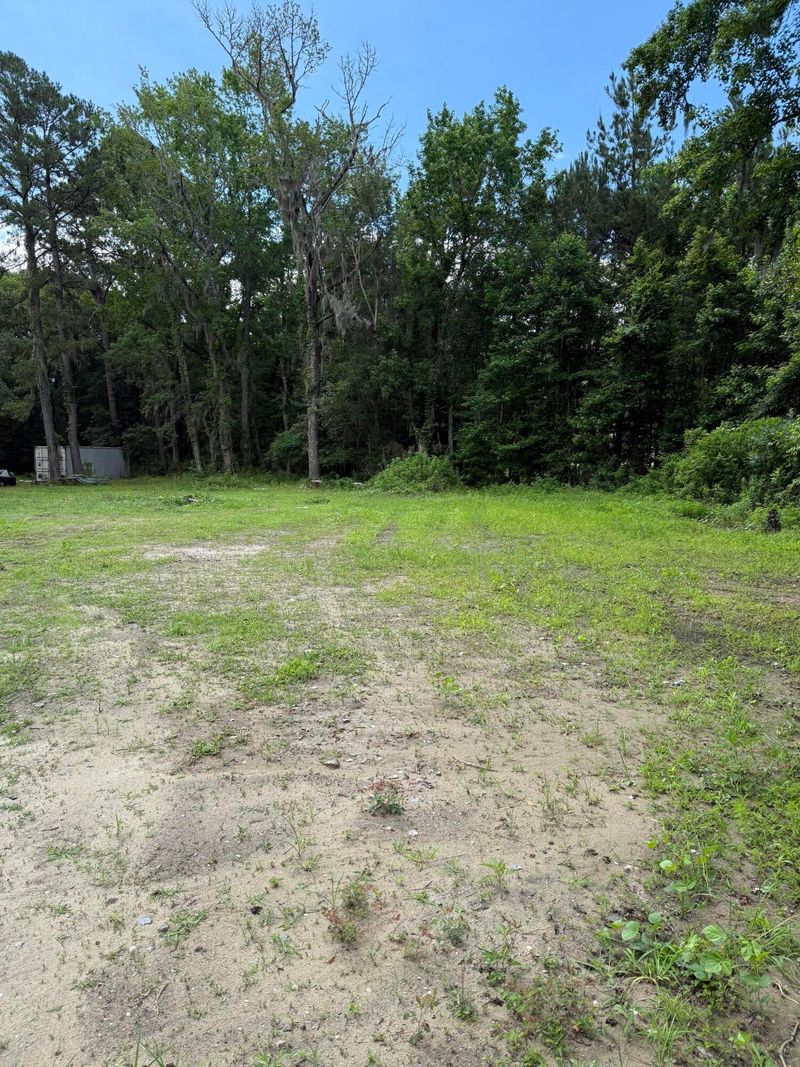 7413 N Highway 17, Awendaw, SC 29429
