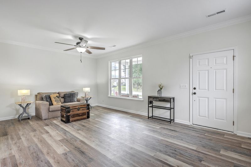 309 Harriswood Ln, Moncks Corner, SC 29461
