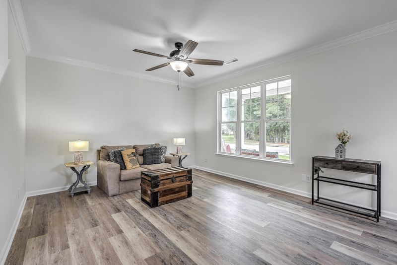 309 Harriswood Ln, Moncks Corner, SC 29461