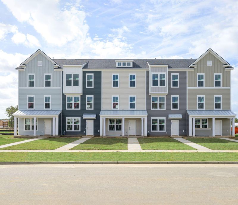 138 Yorkshire Dr, Moncks Corner, SC 29461