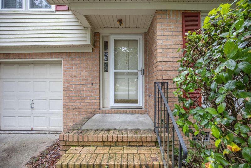 117 Myer Ln, Goose Creek, SC 29445