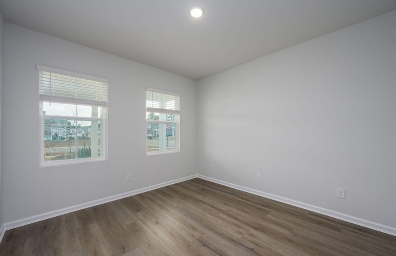758 Meadowbrook Ln, Summerville, SC 29486