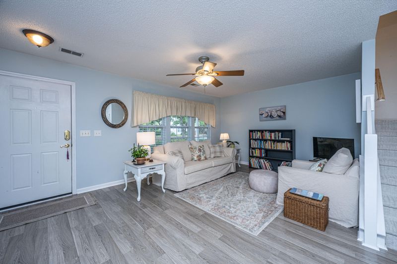 1401 Elm Hall Cir, Summerville, SC 29483