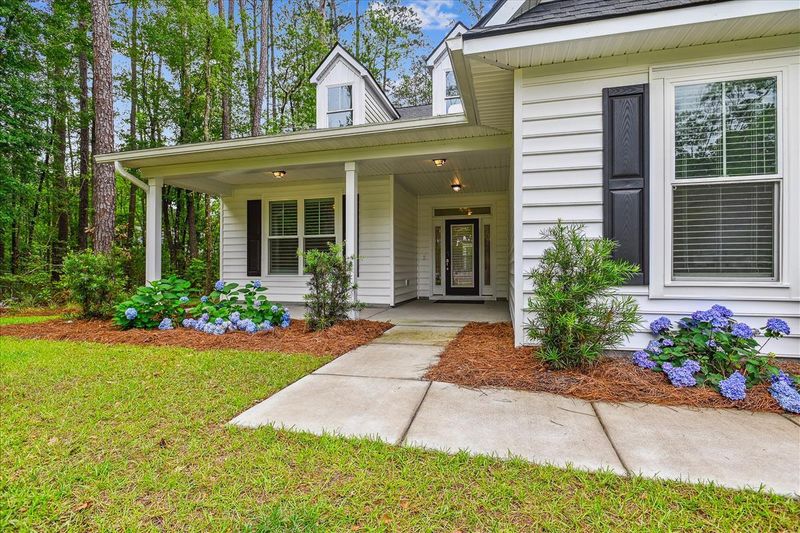 206 Almond Ct, Summerville, SC 29483