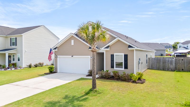 215 Cypress Plantation Rd, Moncks Corner, SC 29461