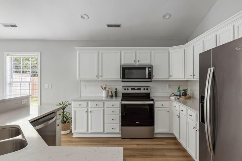 1420 Wellesley Cir, Mount Pleasant, SC 29466