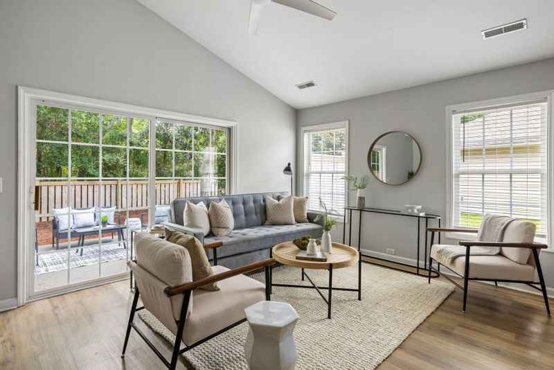 1420 Wellesley Cir, Mount Pleasant, SC 29466