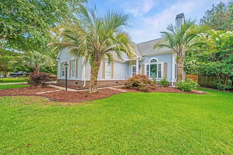 2031 Thornhill Dr, Summerville, SC 29485