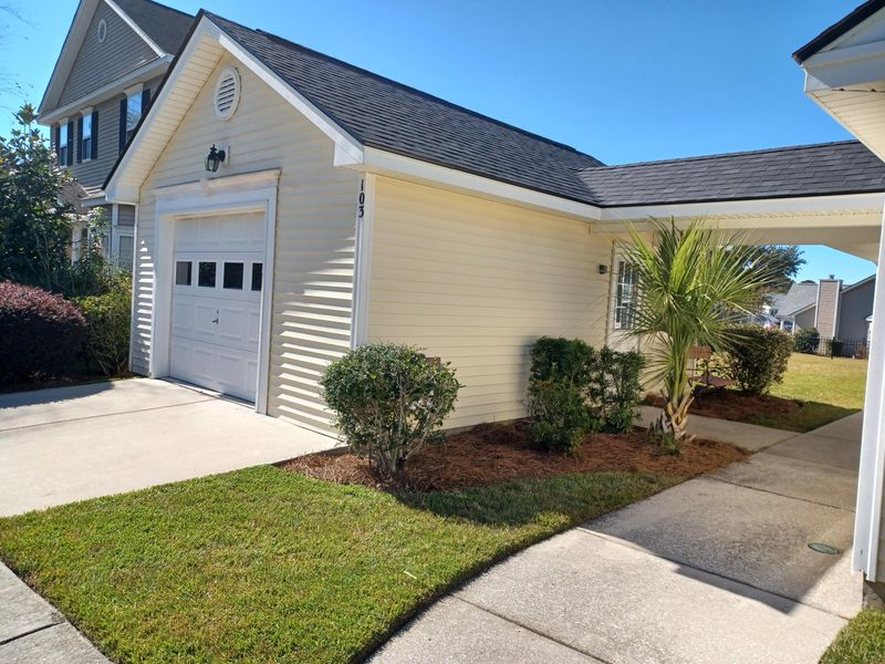 103 Savannah River Dr, Summerville, SC 29485