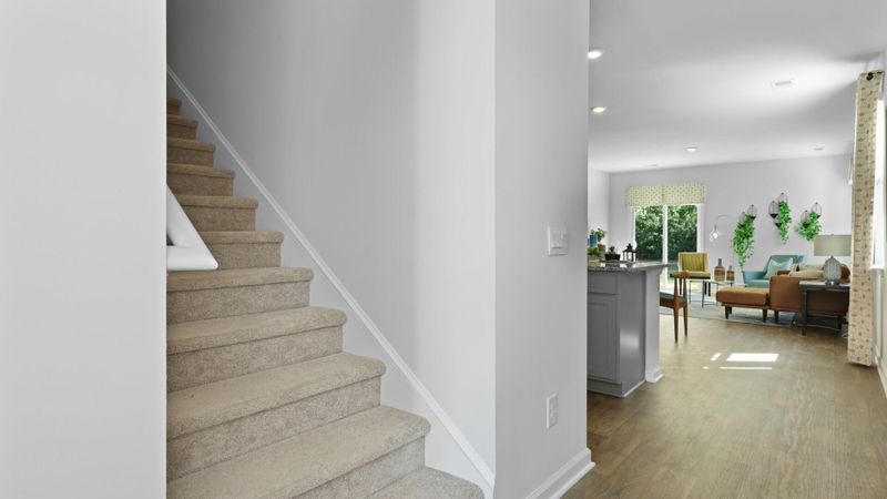 296 Watersglen Dr, Summerville, SC 29486