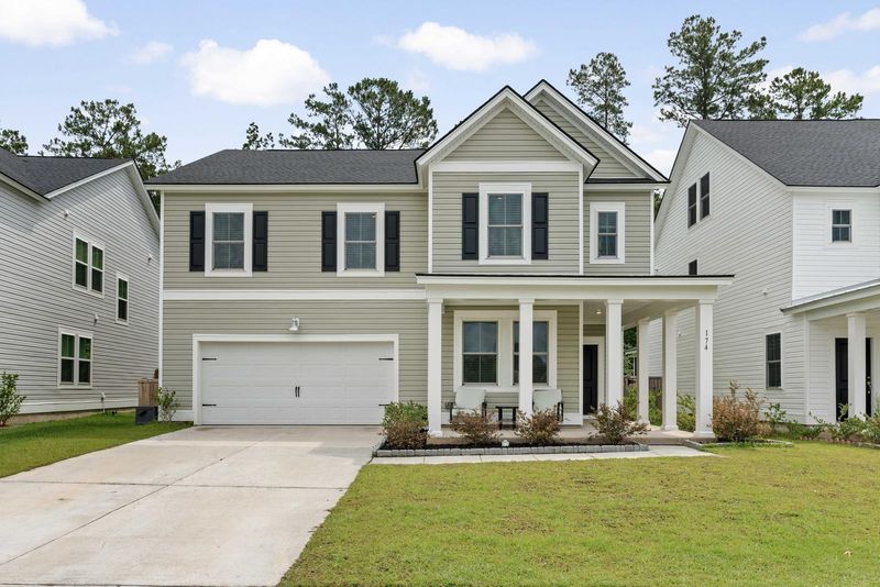 174 Red Bluff St, Summerville, SC 29483