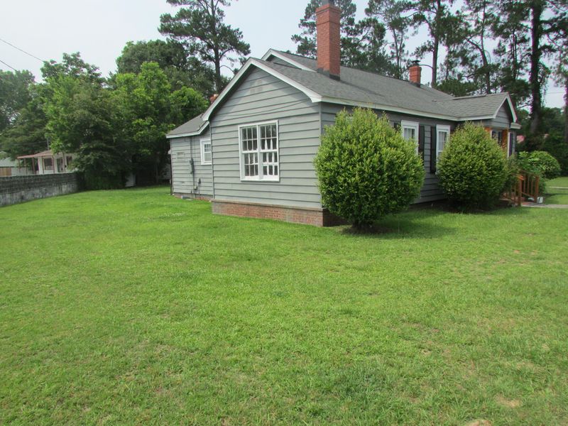 301 Ridge St, Saint George, SC 29477