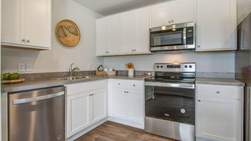 8010 Rackham Rd, Hollywood, SC 29470