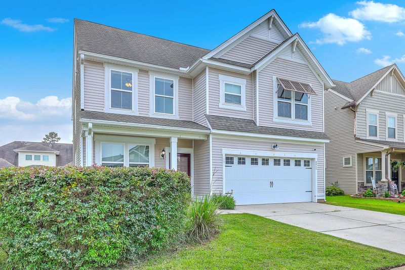 531 Crossland Dr, Moncks Corner, SC 29461