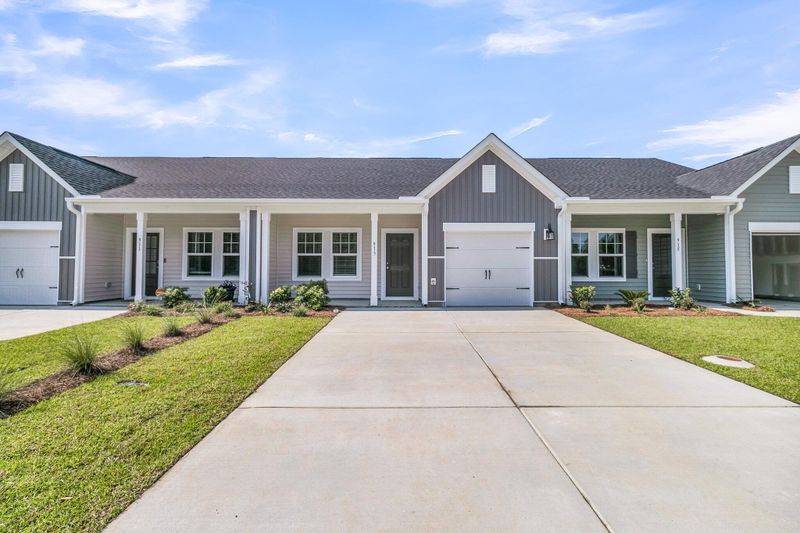 913 Dusk Dr, Summerville, SC 29486