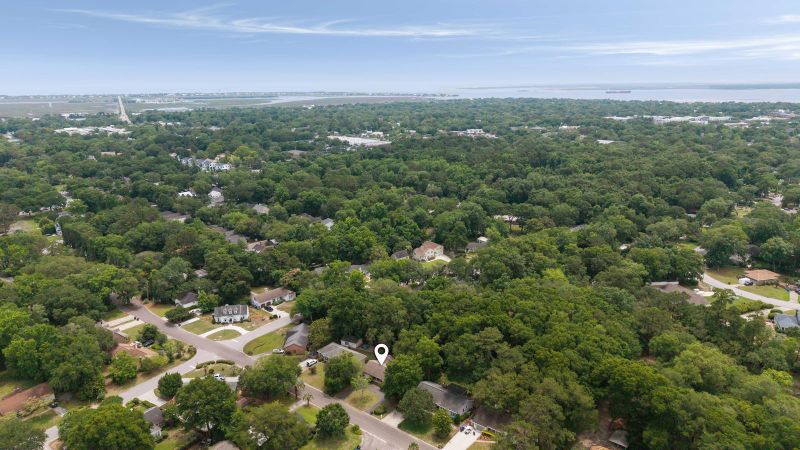 1002 Sea Gull Dr, Mount Pleasant, SC 29464