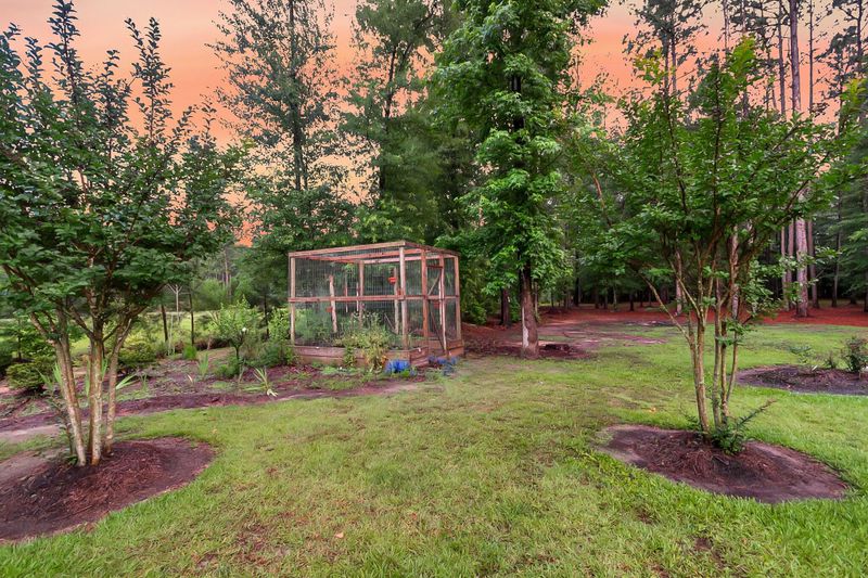 242 Cheyenne Rd, Summerville, SC 29483