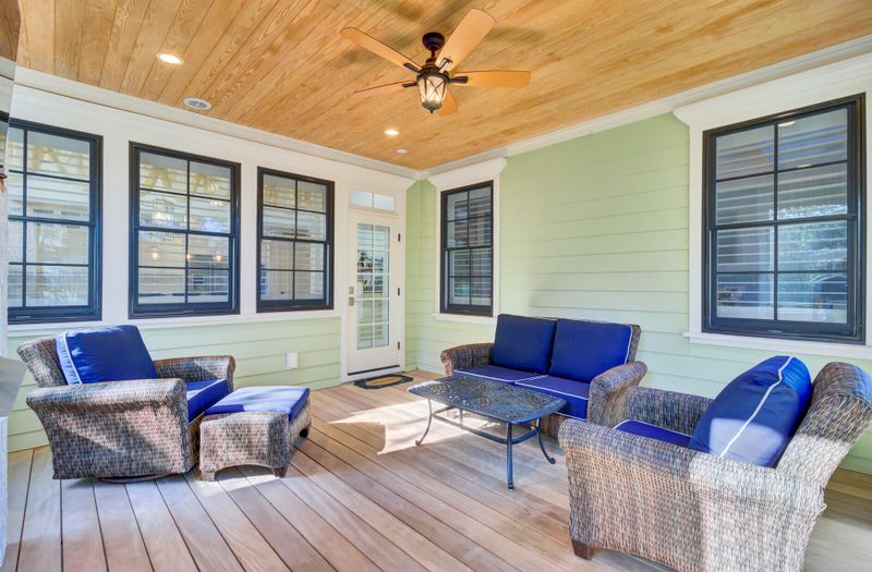 828 Bridge Point Cir, Mount Pleasant, SC 29464