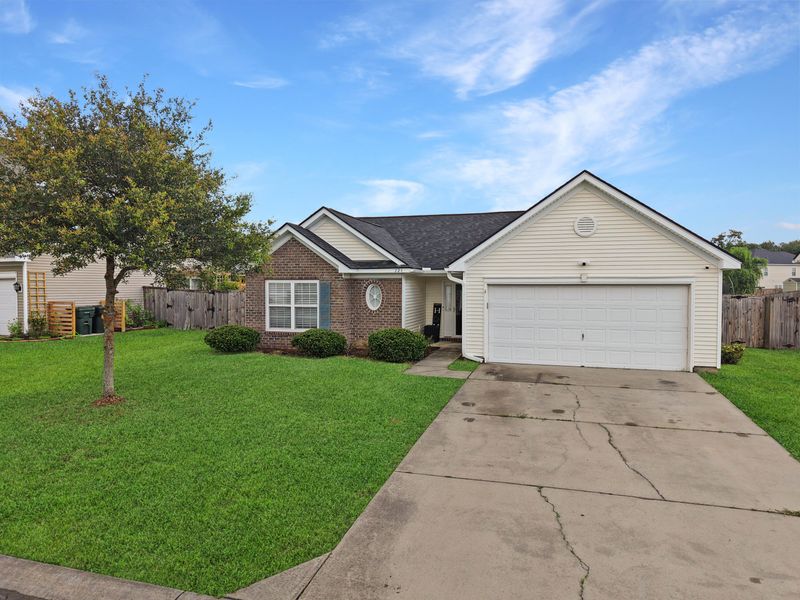 224 Market Hall St, Moncks Corner, SC 29461