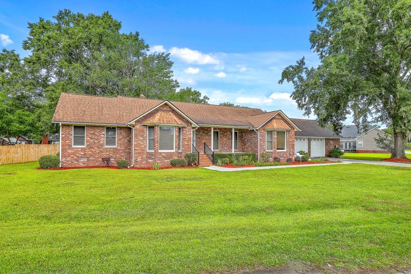 1023 Striper Ave, Moncks Corner, SC 29461