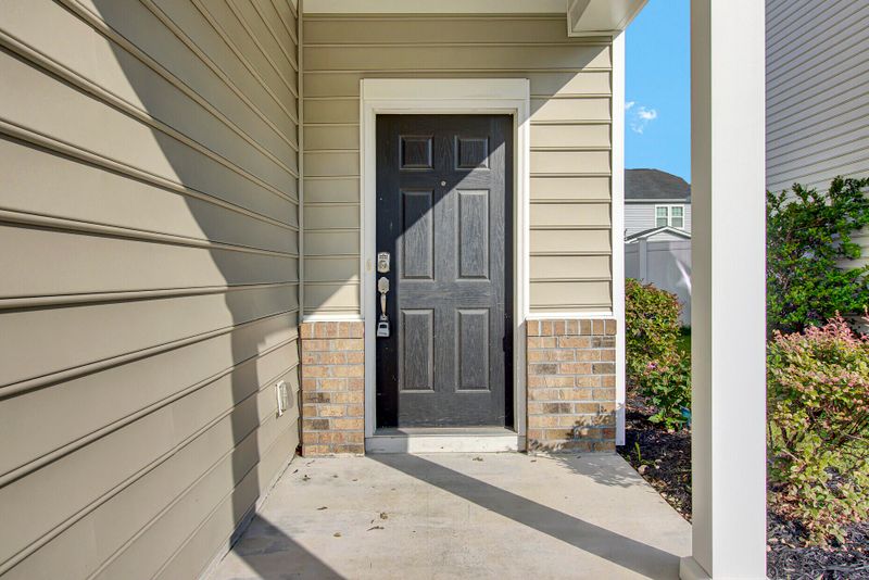123 Blackwater Way, Moncks Corner, SC 29461