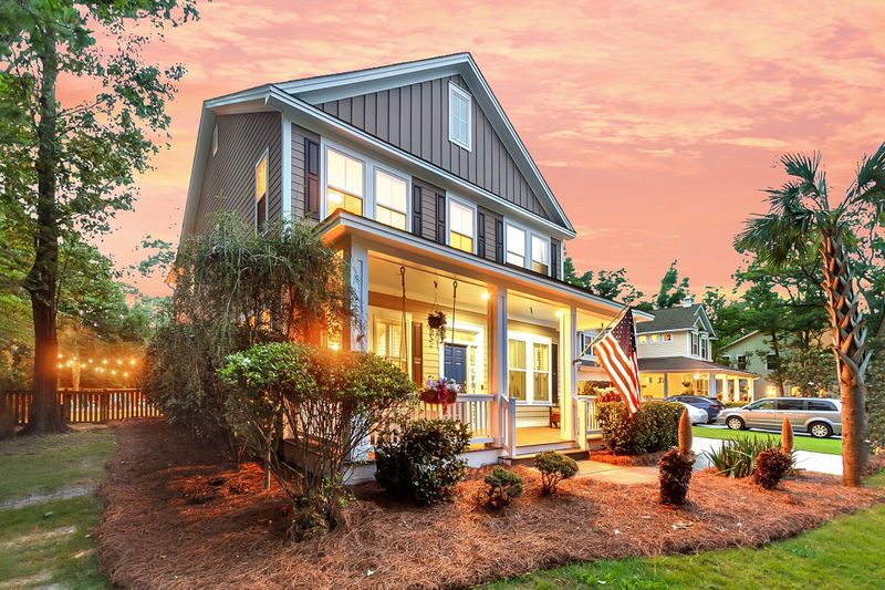 1728 Wellstead St, Mount Pleasant, SC 29466
