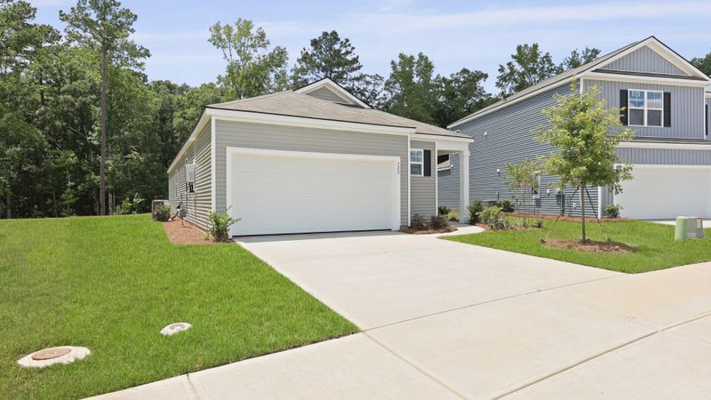 322 Watersglen Dr, Summerville, SC 29486