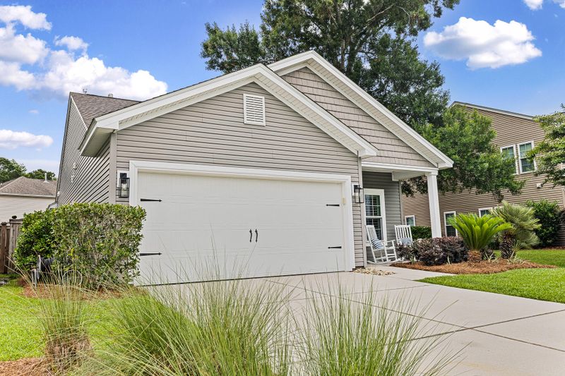 1460 Oldenburg Dr, Mount Pleasant, SC 29429
