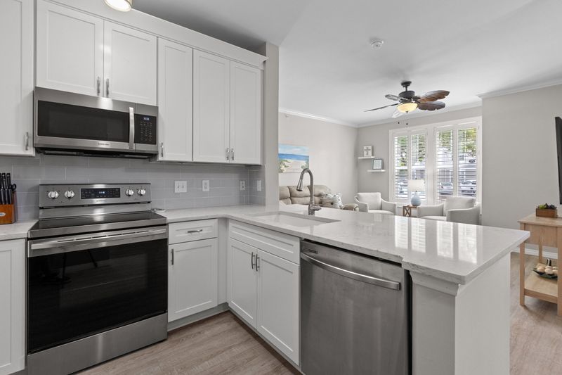 130 River Landing Dr #9104, Charleston, SC 29492