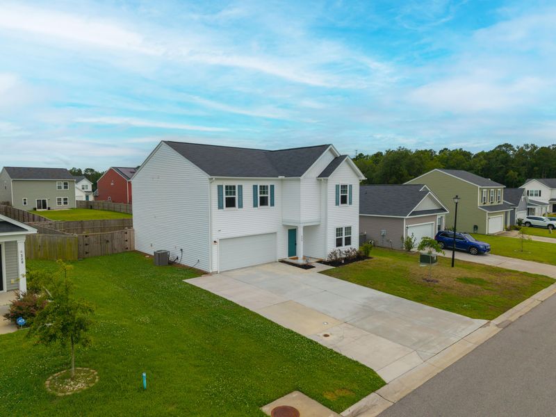 330 Bountiful Dr, Moncks Corner, SC 29461