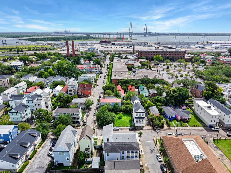 4 Line St, Charleston, SC 29403
