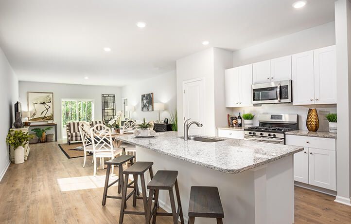 326 Tiliwa St, Summerville, SC 29486
