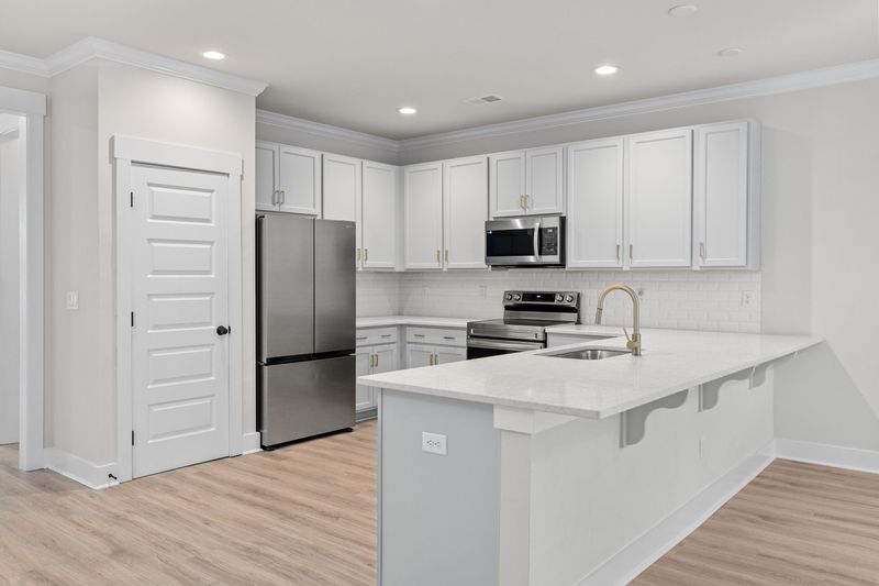5133 Park Creek Ave, North Charleston, SC 29418