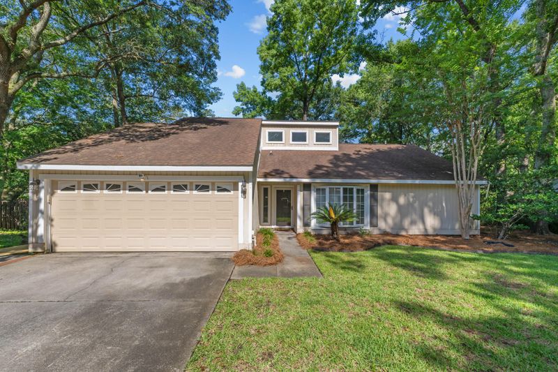 1129 Shady Grove Ln, Mount Pleasant, SC 29464
