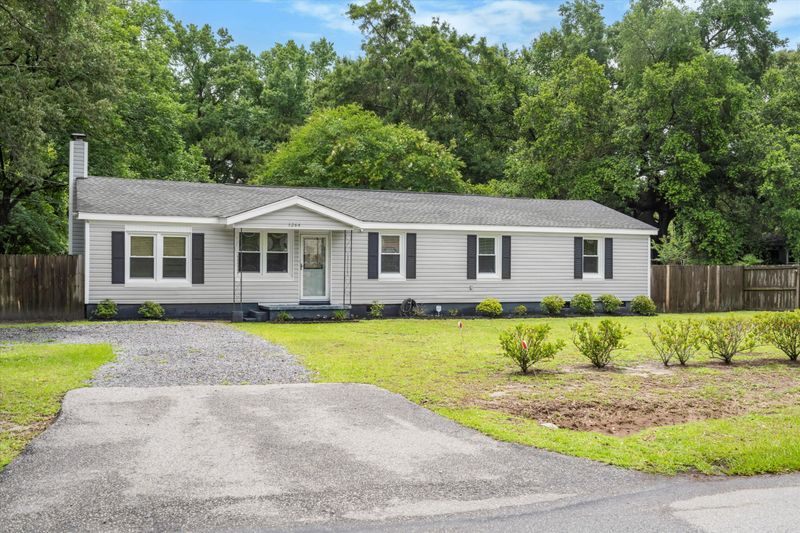 3284 Sassy Dr, Johns Island, SC 29455