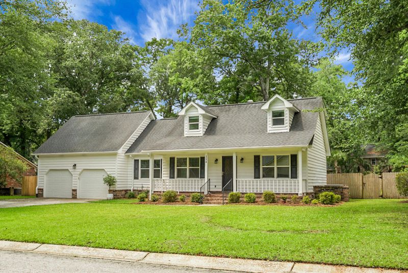 114 Heritage St, Summerville, SC 29485