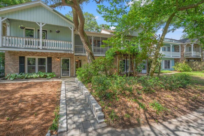 1383 Camp Rd #C, Charleston, SC 29412