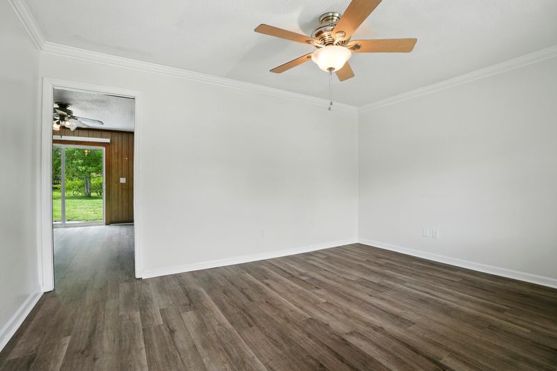 102 Berkshire Ct, Goose Creek, SC 29445