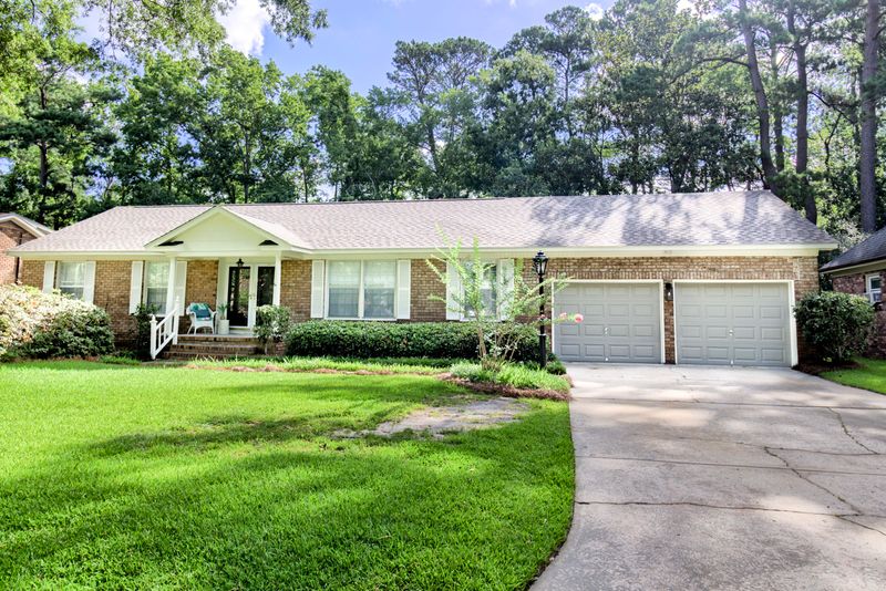 107 Old Tavern Ln, Summerville, SC 29485