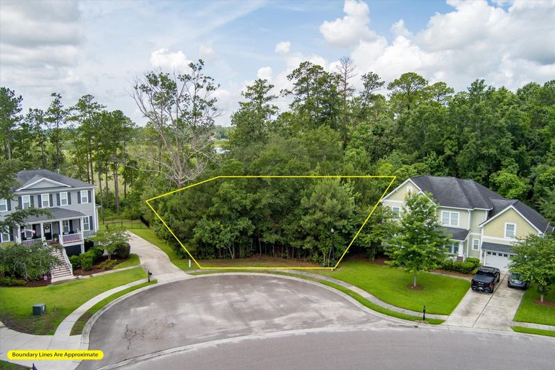 1208 Pasture View Dr, Hanahan, SC 29410