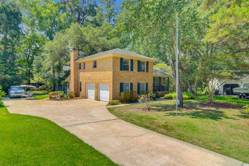 105 Greendale Ct, Summerville, SC 29485