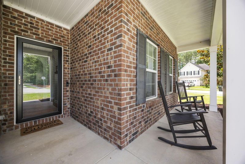201 Maywood Dr, Moncks Corner, SC 29461