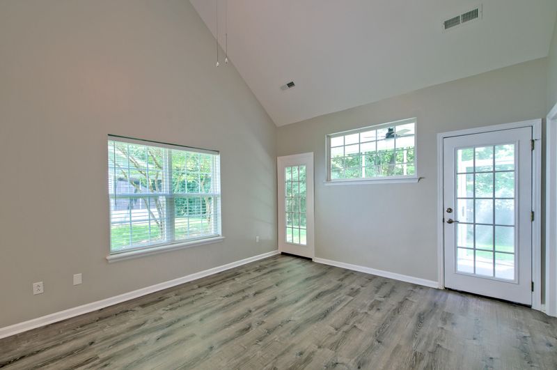 8721 Grassy Oak Trl, North Charleston, SC 29420