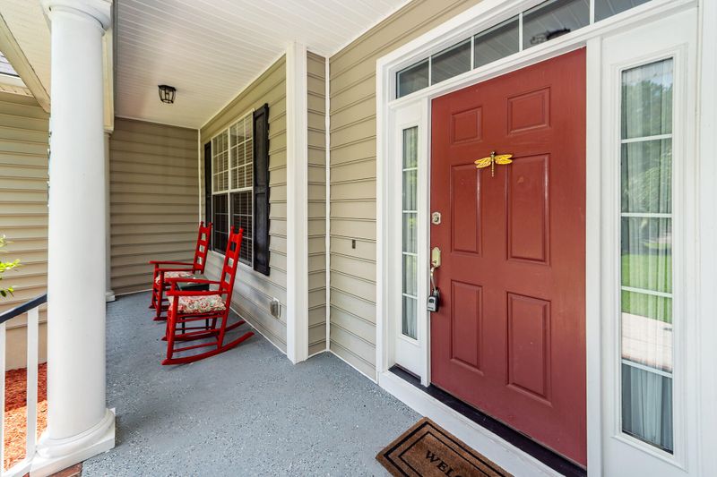 477 Commonwealth Rd, Mount Pleasant, SC 29466