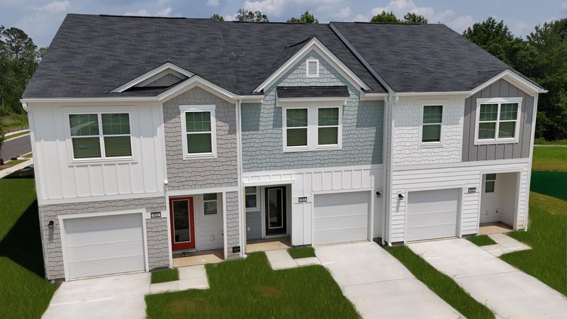 495 Colchester Ct, Moncks Corner, SC 29461