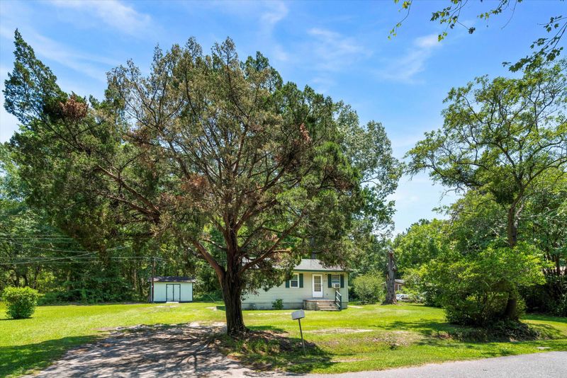 1879 Richmond St, Charleston, SC 29407