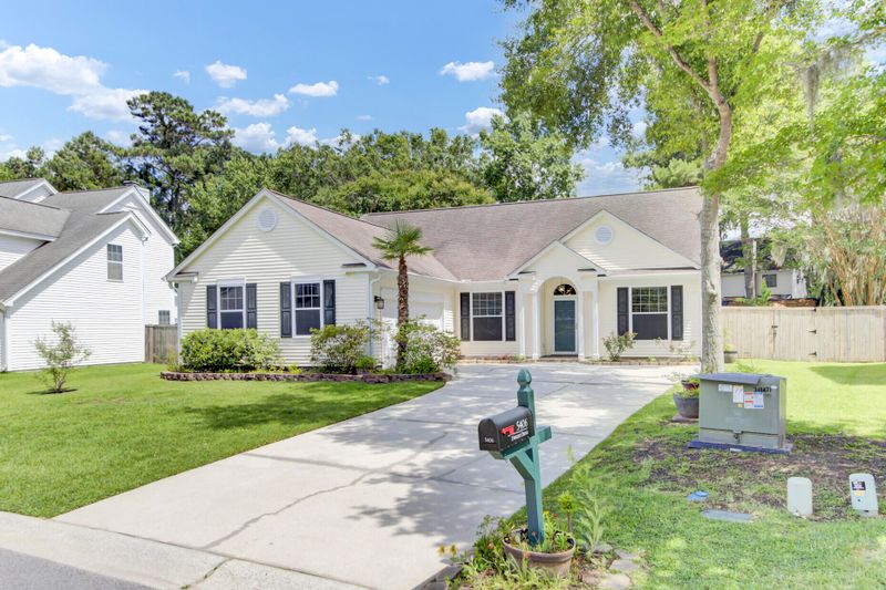 5406 Dwight Dr, North Charleston, SC 29420
