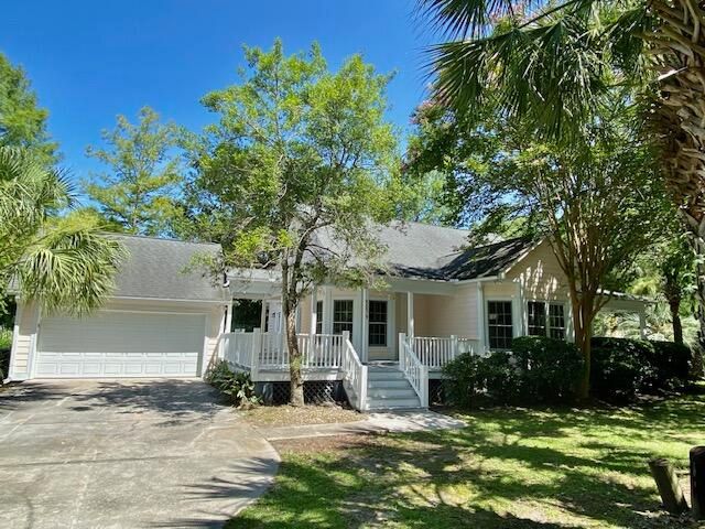 5079 Coral Reef Dr, Johns Island, SC 29455