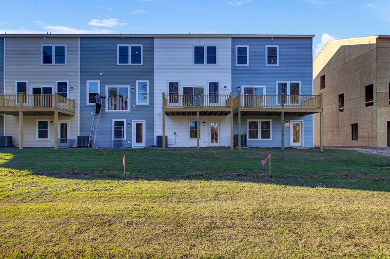424 Caledon Ct, Johns Island, SC 29455
