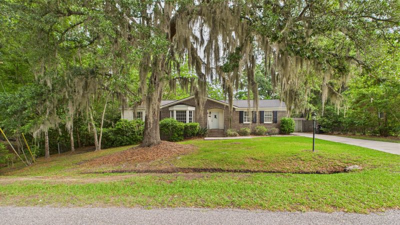 1225 Dennis Blvd, Moncks Corner, SC 29461